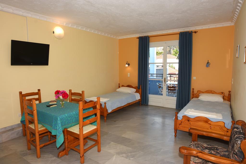 Blue Sky Hotel - Petra - Lesvos - Greece Ngoại thất bức ảnh