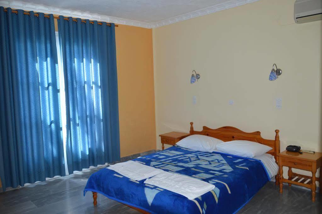 Blue Sky Hotel - Petra - Lesvos - Greece Ngoại thất bức ảnh
