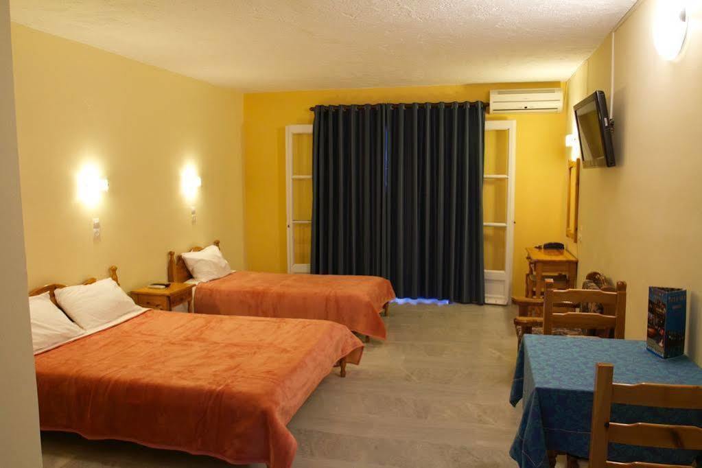 Blue Sky Hotel - Petra - Lesvos - Greece Ngoại thất bức ảnh